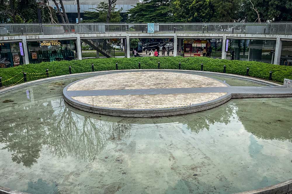 Taman Literasi, memanja mata dengan membaca